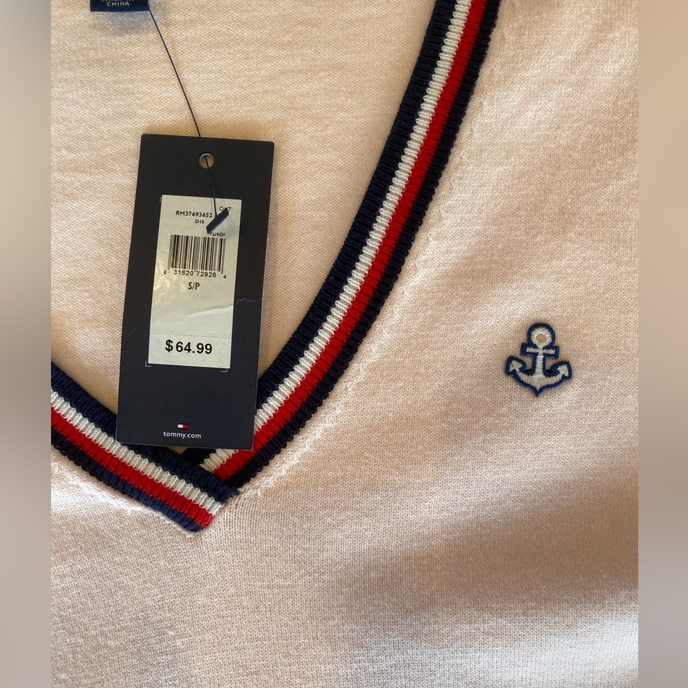 NWT Tommy Hilfiger Powder Pink V Neck Nautical Sweater - Picture 3 of 4